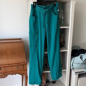Women's green Straight Leg scrub pants